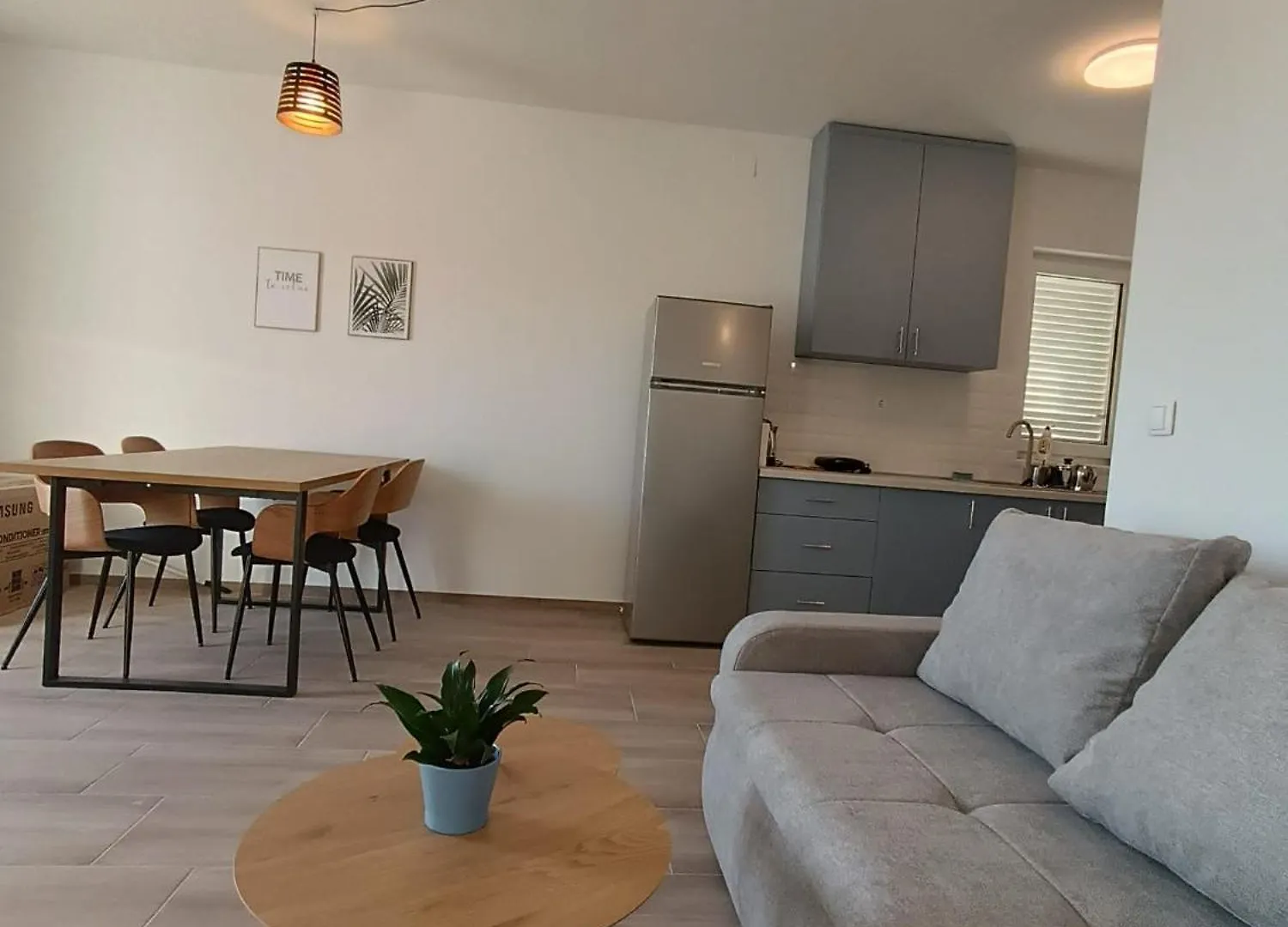 Apartments Matosevic-Pag Pag Town 0*,