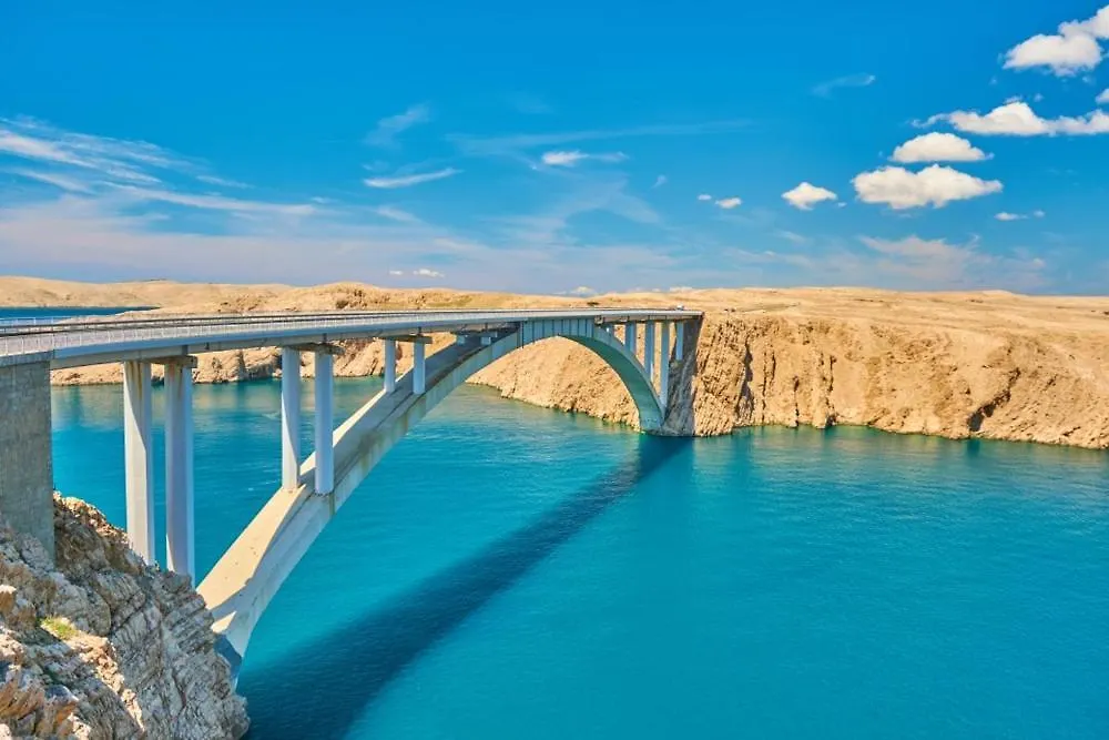 Apartments Matosevic-Pag باغ كرواتيا