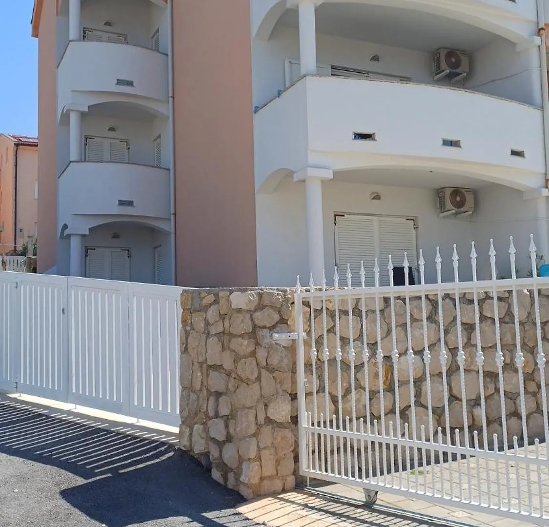 Apartments Matosevic-Pag Pag Town Croazia